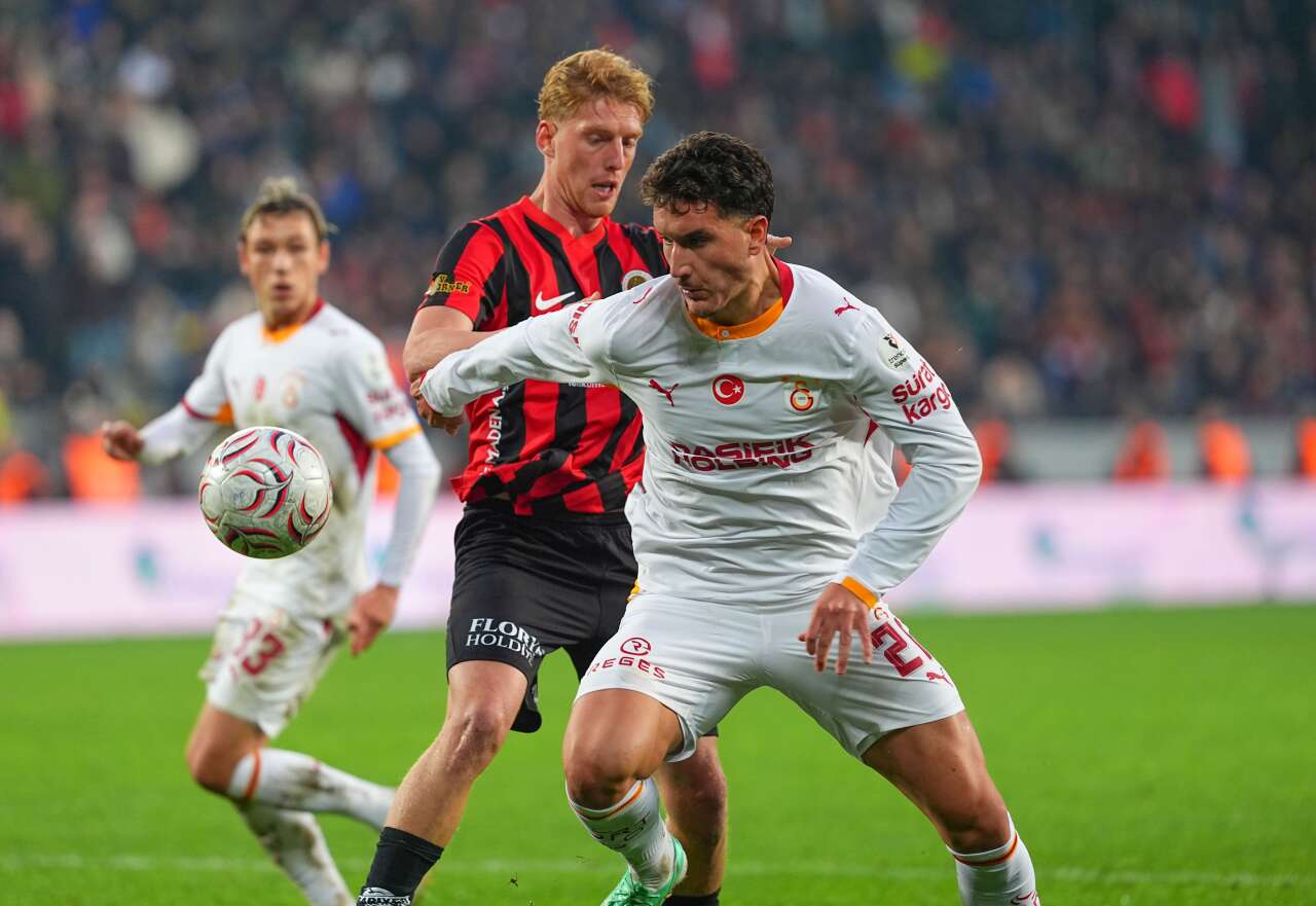 Galatasaray'da 10 milyon Euro'luk yıldızın canını sıkacak iddia! Ara transfer döneminde... 2